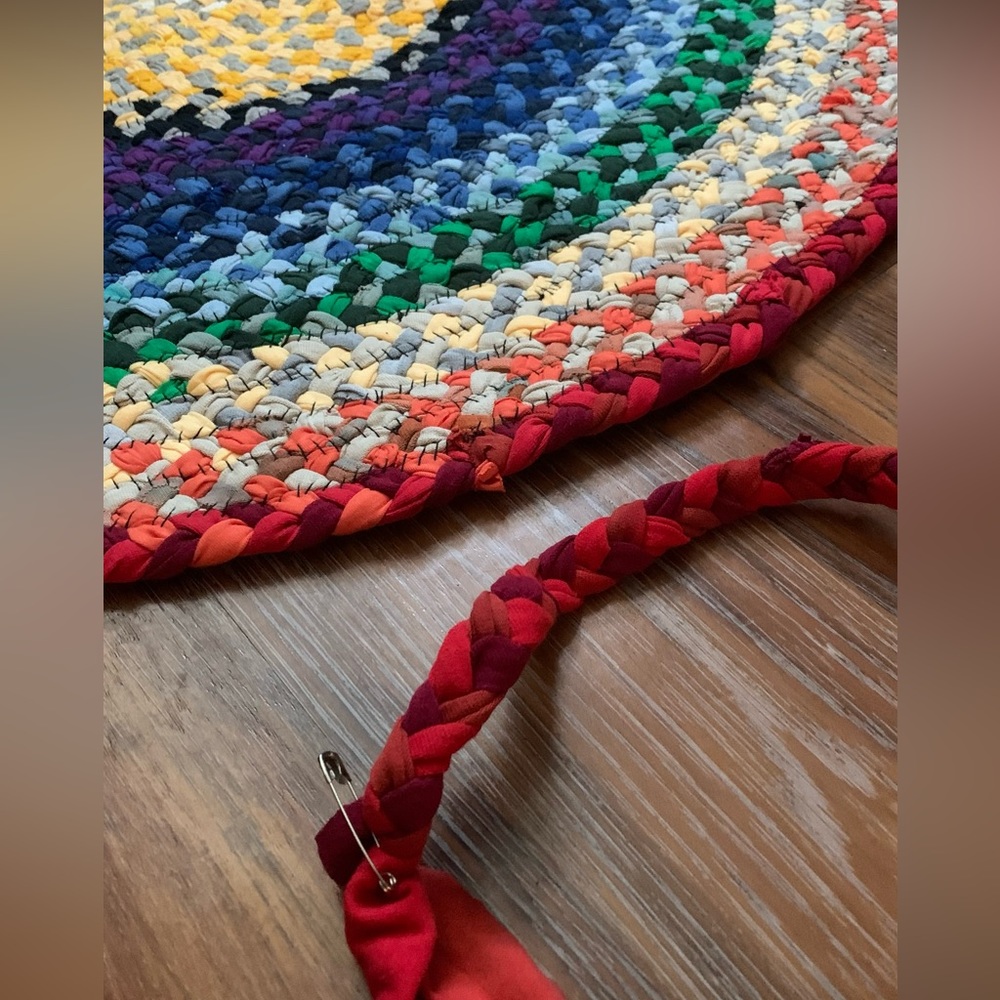 🌈Rainbow Handbraided Rug 🔆 - Picture 5 of 16